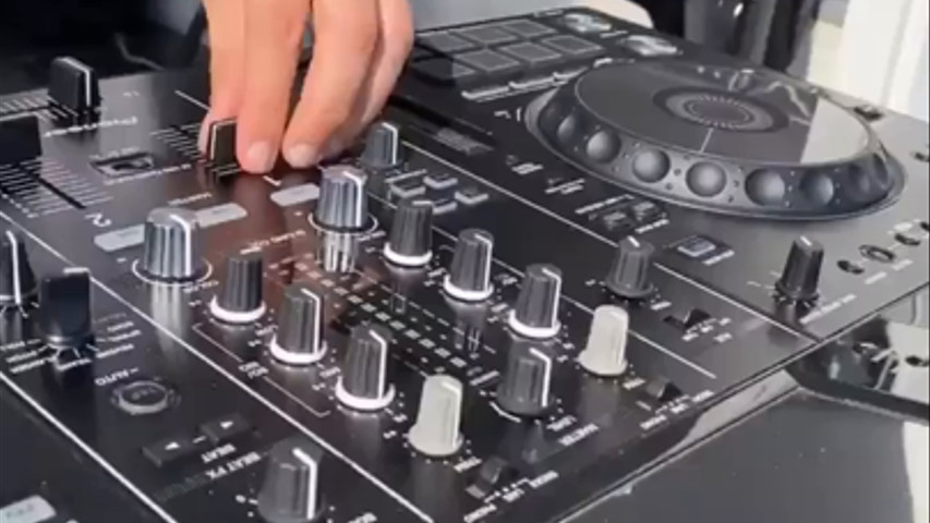 DJ & sax wedding live show 