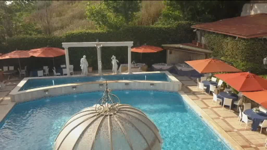 Vista dall'alto della villa con Drone