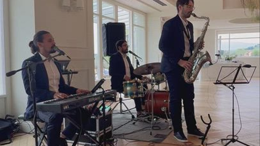 SpotifaiBand Live & Dj Set