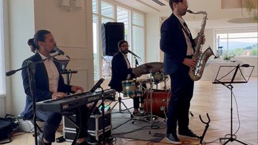 SpotifaiBand Live & Dj Set