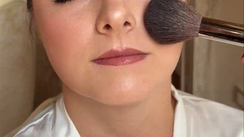 Durante il trucco 