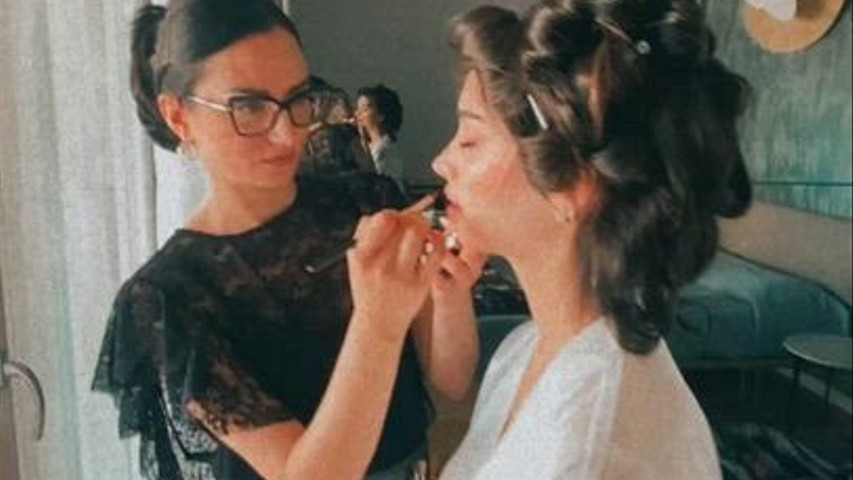 Durante il makeup 