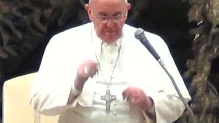 inchino a Papa Francesco