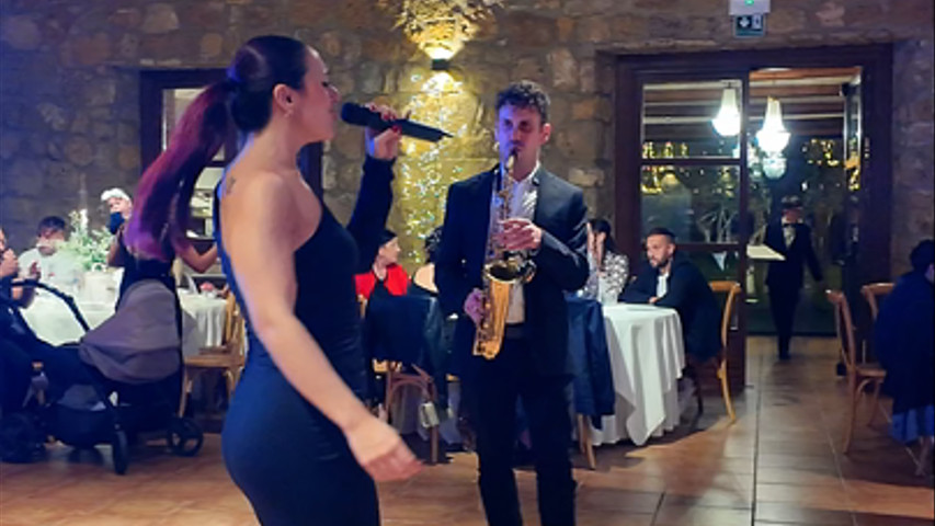 Voce e Sax: Emozioni in Musica per un Matrimonio da Sogno