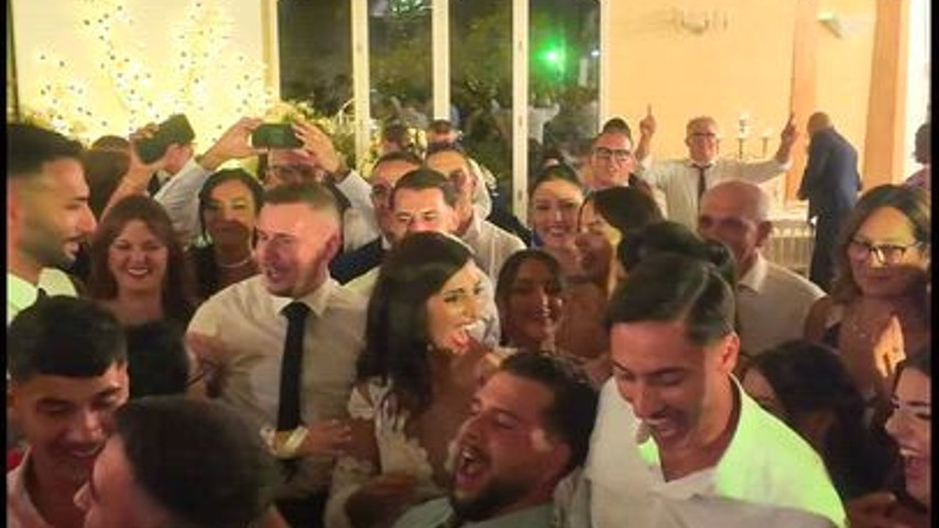 Sposi Scatenati, Invitati Senza Freni!
