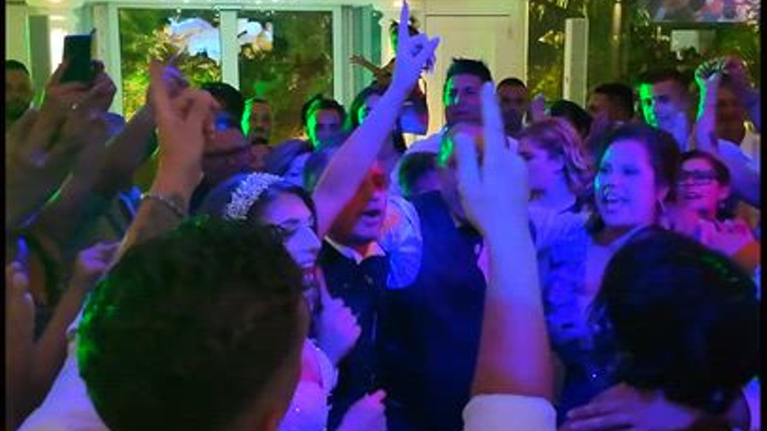 Il Momento in cui la Festa Diventa Indimenticabile