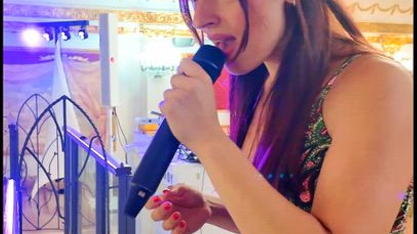 Una Voce che Emoziona dal Primo Istante