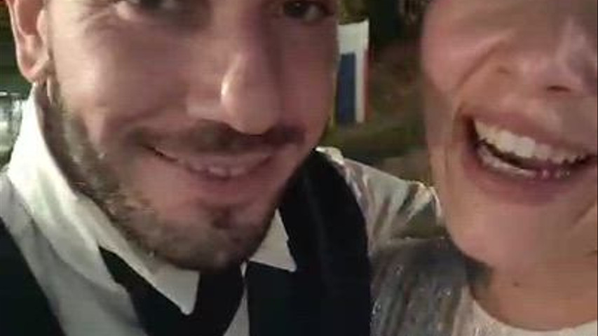 “DAL TIMORE DI UN MATRIMONIO SPENTO… ALLA MAGIA DI 260 PERSONE IN PISTA”