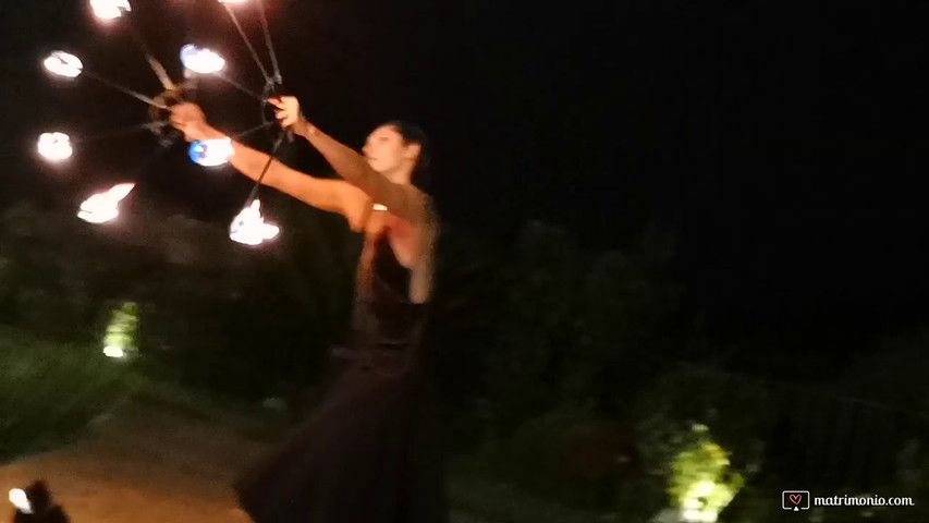 Performer del Fuoco - Art Service & Moore