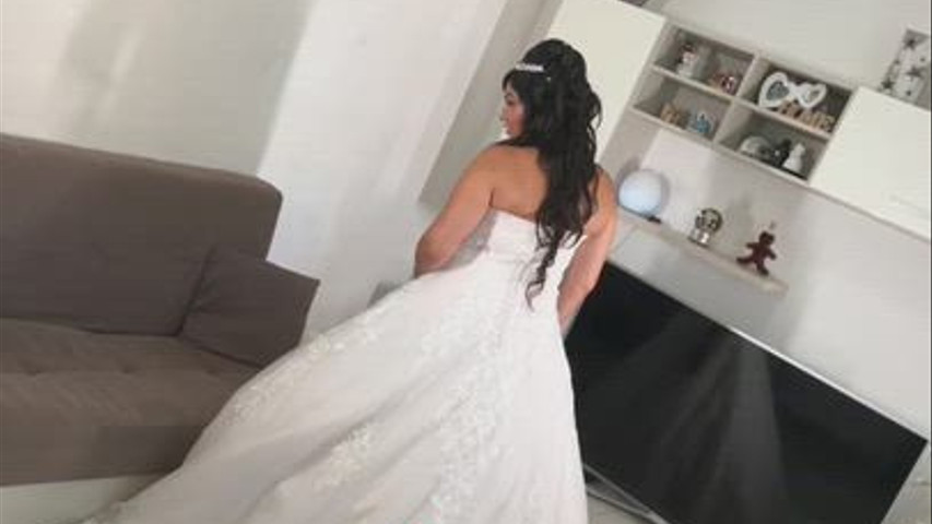 Sposa acconciata e trucco 