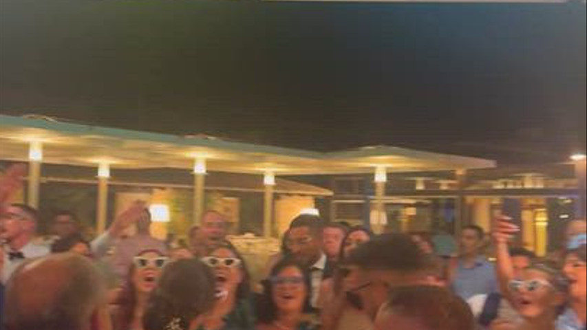 Dancefloor Vibes! 