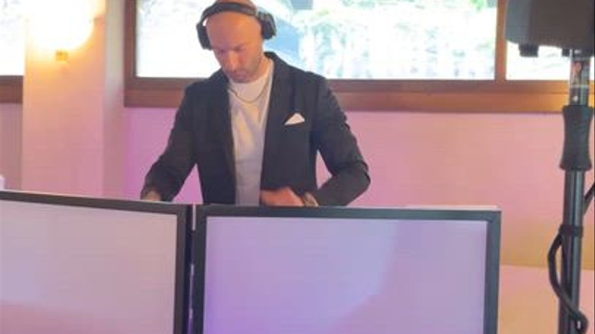 Claudio TRBL DJ & Valentino SAX