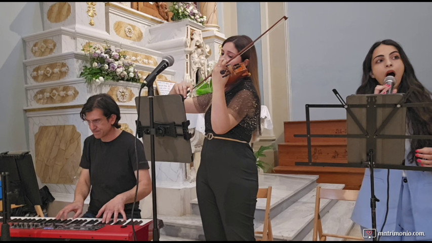 Trio: violino, voce e tastiera