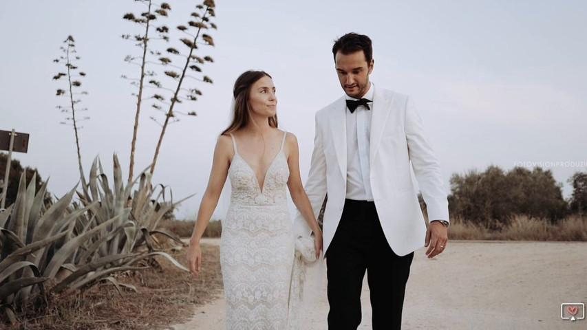 Louis and Sophie - destination wedding in Masseria Potenti