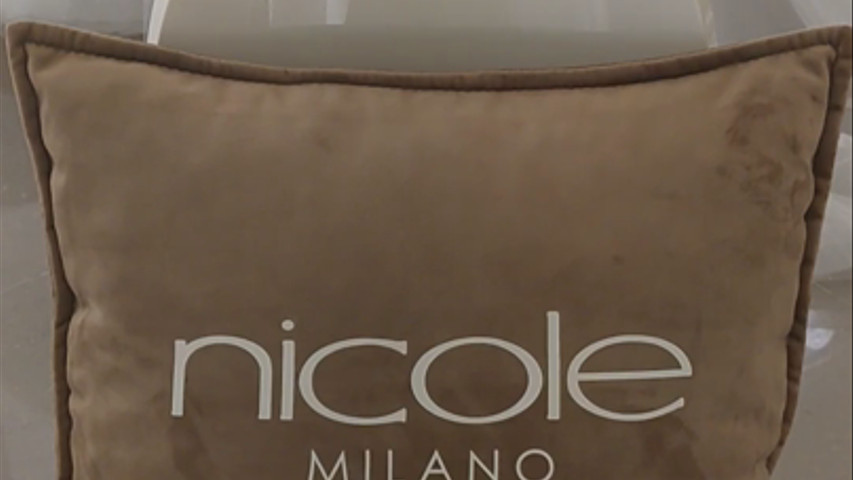 Monomarca Nicole Milano