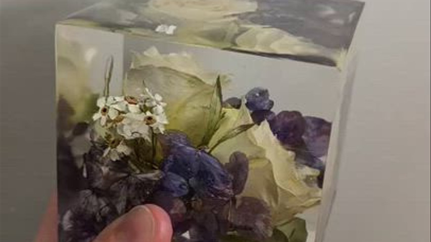 Cubo fermacarte