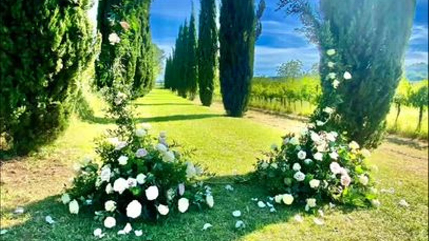 Wedding Arch and Table Decoration