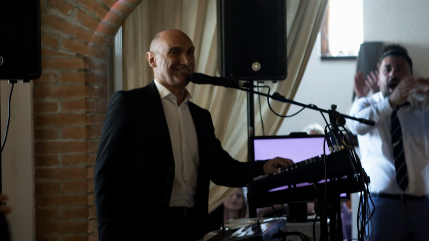 Adriano dj e music live 