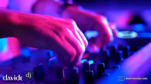 DJ + sax party