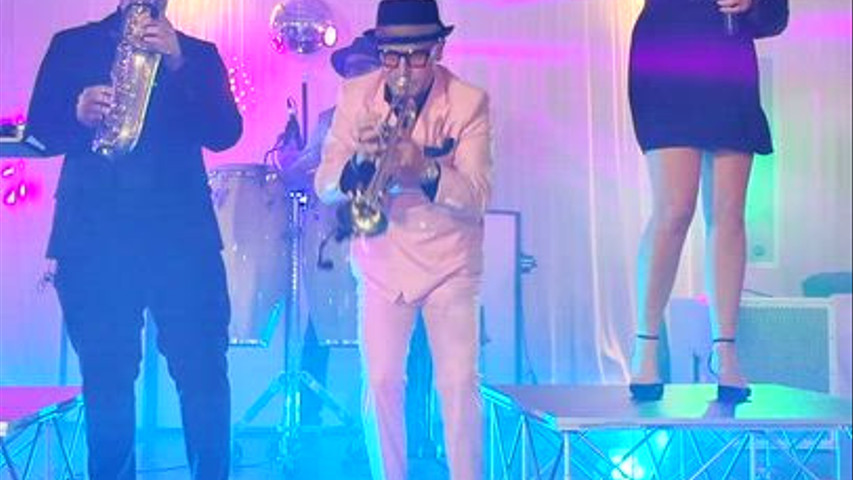 Band dance 