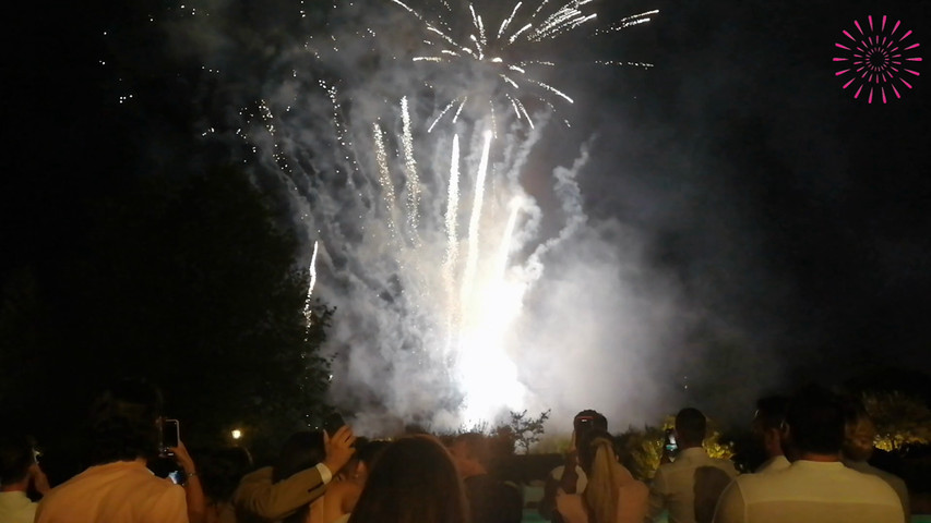 Fuochi artificiali al taglio torta