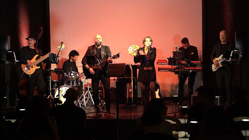 Novilunio Super Band