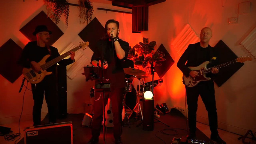Novilunio Super Band 