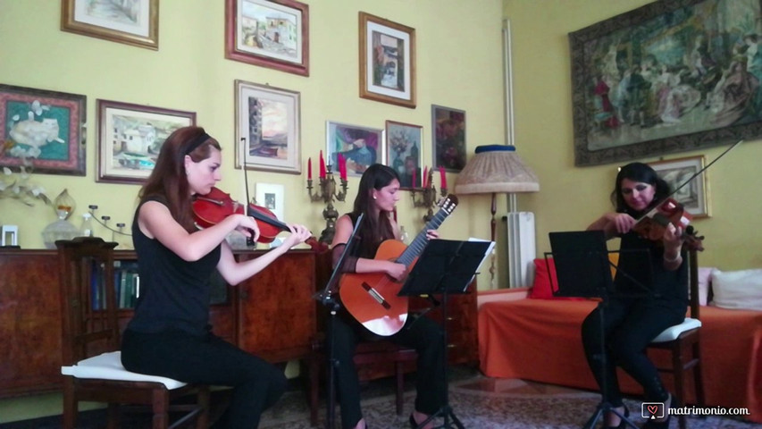 H. Arlen, Somewhere Over the Raimbow - Trio violino, viola e chitarra classica