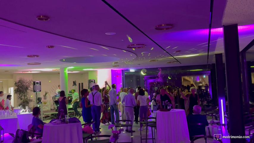 Matrimonio party purple Night 