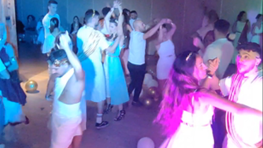 MATRIMONI A TEMA