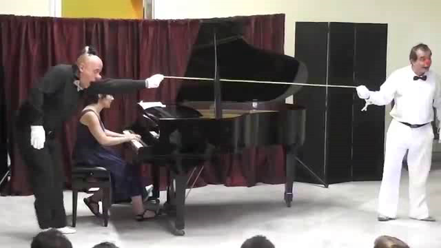 Mozart alla turca piano Alessandra Vinci clown i Tripolini