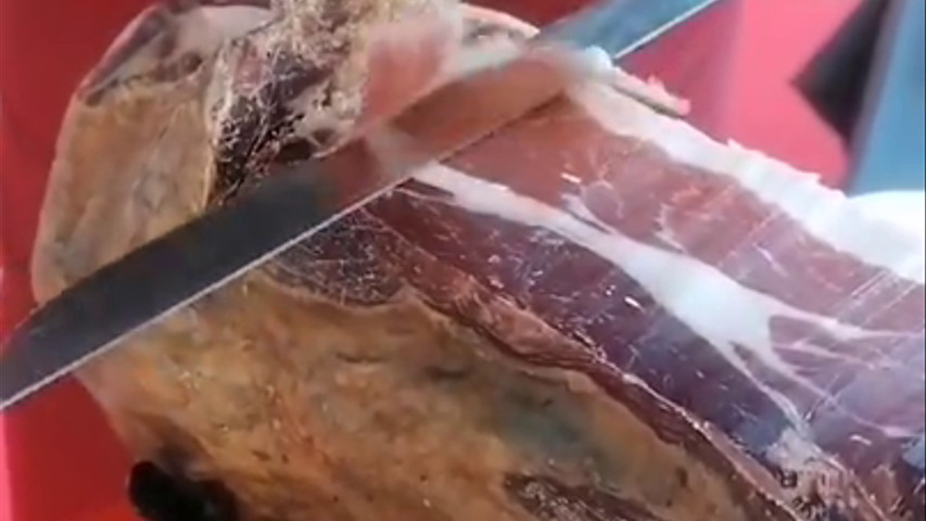Il taglio del Pata negra 