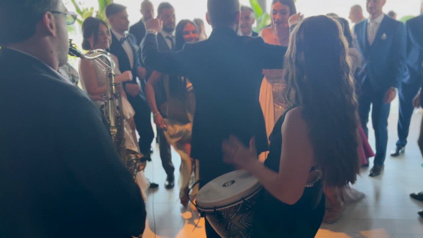 Sax  e percussioni 