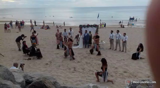 Matrimonio spiaggia Biaritz Francia