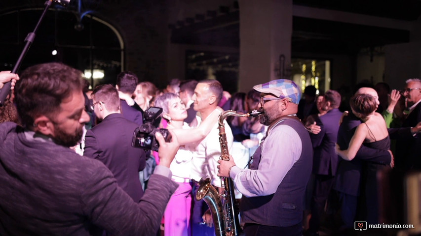 Live sax wedding