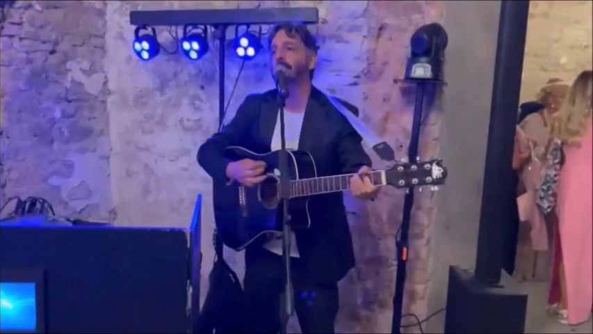  live aperitivo  chitarra voce musica
