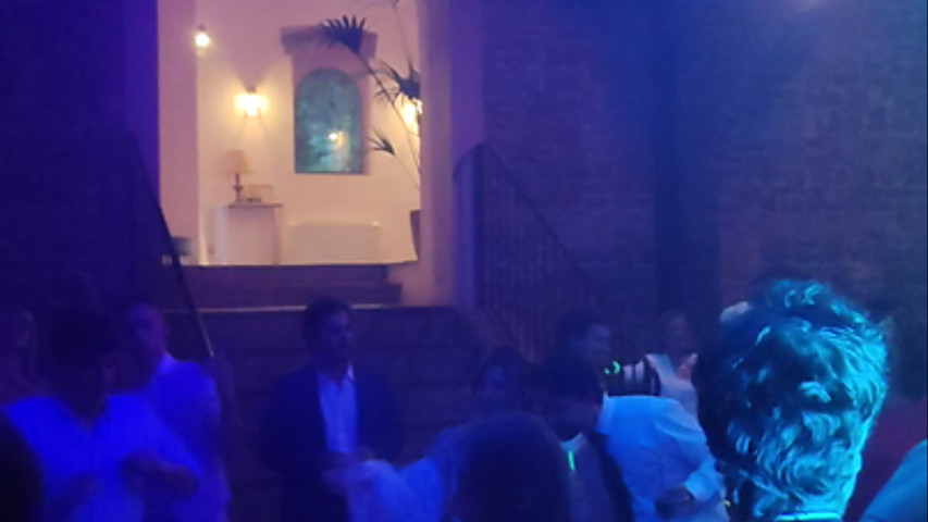 Stolen Riff - Live Music & DJ Set