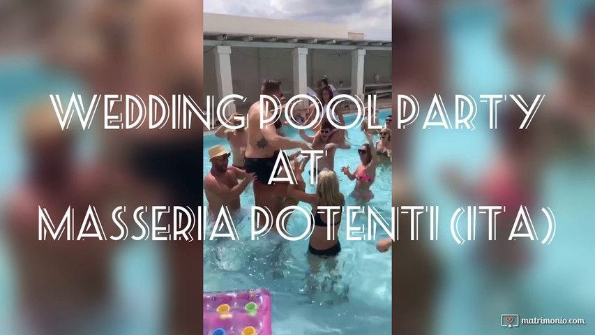 Wedding pool party  Masseria Potenti, Puglia 