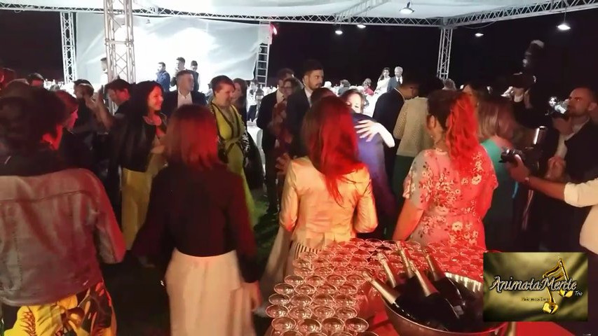 Bailando