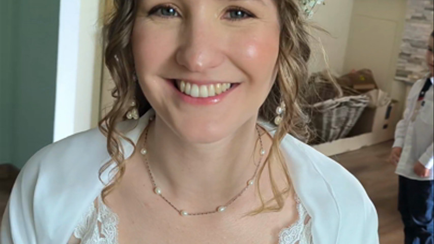 Trucco e acconciatura sposa stile boho