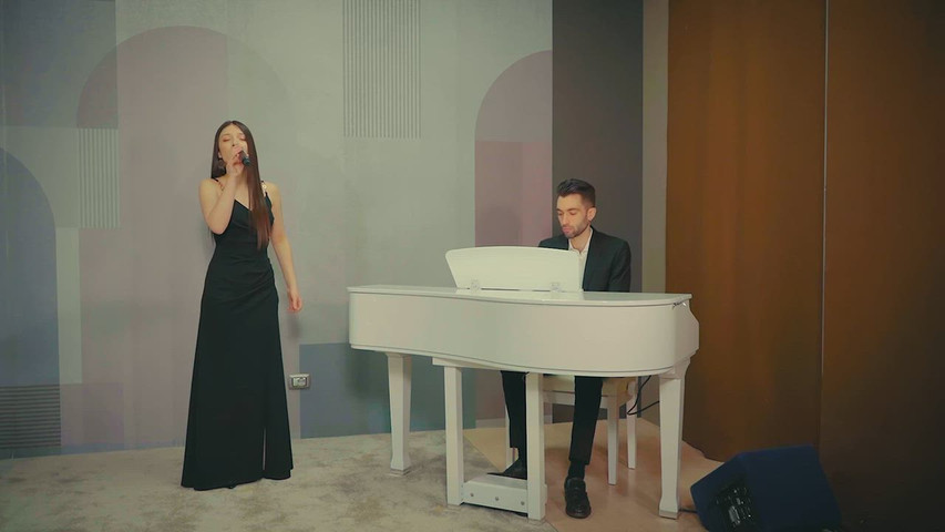 Piano & Voce – La Colonna Sonora del Vostro Sì