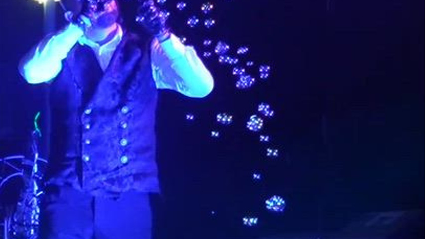 spettacolo notturno