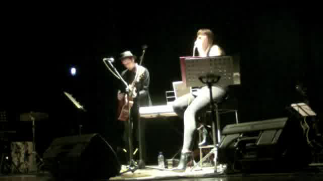 Fix You - live  Teatro S. Giulia (BS)