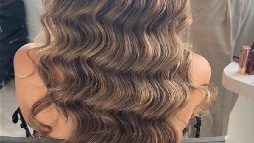 Hollywood waves on 2025 American bride