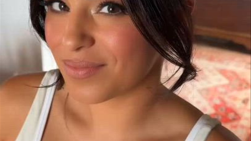 Soft glam makeup on Canadian girl