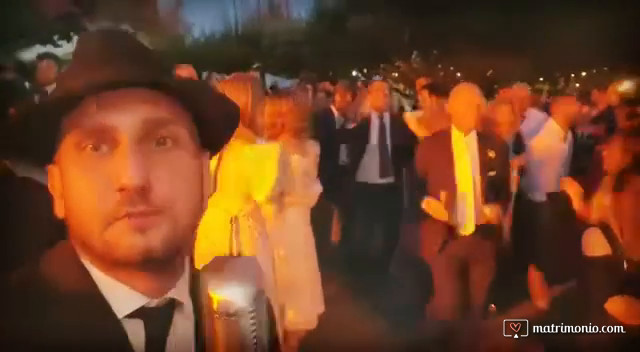 Quando il crooner chiama il sax risponde!