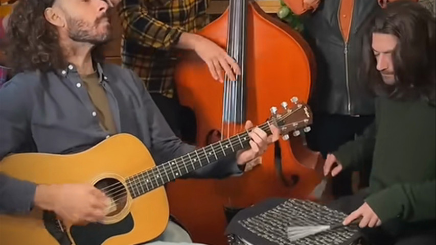 Beatles "i've just seen a face" live session