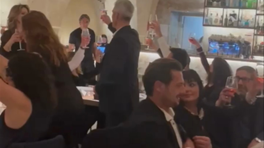 Ai tavoli in tranquillità 