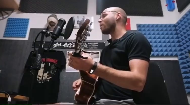 Cantanti live con chitarra
