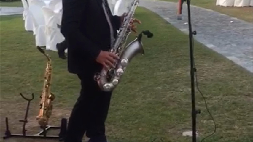 Aperitivo con Sax c/o Il Lago a Montaione